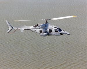 칠레 해군 표식의 벨 230