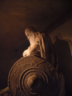 2010년 성의 포대에 있는 오지에르 동상