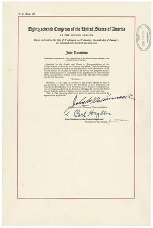 국립 문서 보관소에 보관된 수정 헌법 제24조가 된 의회의 공식 공동 결의안