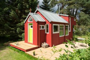 The NestHouse tiny house was designed and built by Jonathan Avery of Tiny House Scotland, Linlithgow UK.