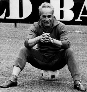 실비우 플로이에슈테아누, 클럽의 상징 중 한 명