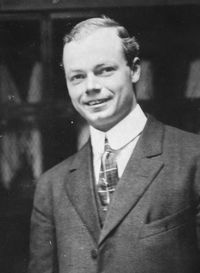 찰스 대니얼스는 1904년 하계 올림픽에서 미국을 대표하여 수영에서 금메달 3개, 은메달 1개, 동메달 1개를 획득했다.