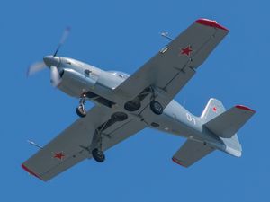 야코블레프 Yak-152 (Irkutsk 상공 비행)