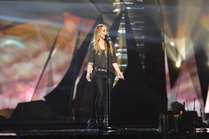 유로비전 송 콘테스트 2013 드레스 리허설에서의 아누크