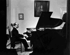 텔아비브 박물관에서 열린 탈의 피아노 리사이틀 (1944년 5월 8일)