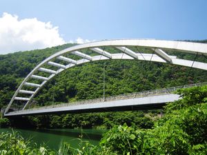 닐센 아치교. 일본 Miyagawa-shin-ohashi교