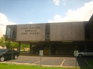 홀리 세이비어 메나드 센트럴 고등학교 (루이지애나 28번 고속도로 서쪽)