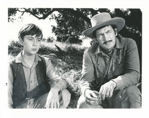 촬영 중인 토미 커크와 페스 파커의 홍보 사진