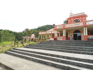 브라질 핀다모냐바의 ISKCON 에코 빌리지 "노바 고쿨라(Nova Gokula)" 사원, 상파울루 주.