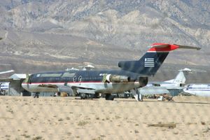 해체되는 보잉 727