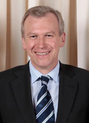 이브 르테름 (CD&V)은 분리주의 정당 N-VA와의 연합 이후 2007년 연방 선거에서 승리했다.