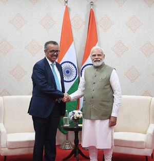 2022년 4월 인도 총리 나렌드라 모디와 테워드로스