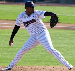 2021년 소머셋 패트리어츠(Somerset Patriots)에서 토미 존 수술 후 재활 중인 세베리노