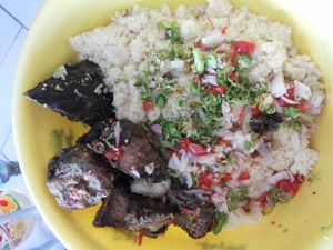 가르바에 곁들여진 아체케