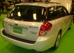 미국 사양 스바루 레거시 PZEV