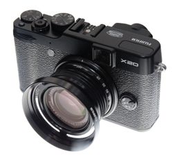 FUJIFILM X20