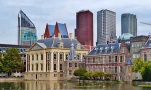 토렌트예 옆에 보이는 마우리츠하위스