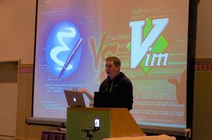 기술 컨벤션 발표 중 편집기 선택에 대한 내용