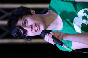 이번 시즌의 스토리 아웃라인을 맡은 애슐리 버치.