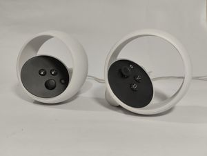 퀘스트 2의 오큘러스 터치 컨트롤러