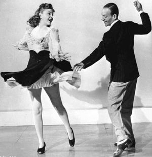 프레드 아스테어와 레슬리, 영화 더 스카이즈 더 리밋(1943) 홍보 사진