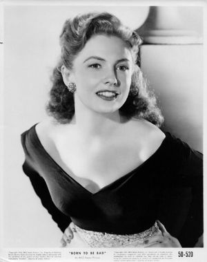 레슬리, 영화 본 투 비 배드(1950)에 출연