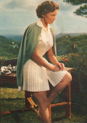 레슬리, 마지막 영화 출연작인 마미 스토버의 반란(1956)에 출연