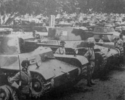 1식 중전차(앞)와 97식 중전차 신포탑 치하(뒤).