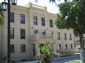 카넬라 바하의 루이스 인판테 520번지에 위치한 시청.