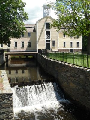 슬레이터 밀(Slater's Mill) in 파투켓, 로드아일랜드, 1790년에 건설