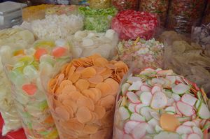 다양한 종류의 파파드를 판매하는 상점