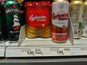 2017년 스위스 제네바에서 판매되는 부드바르