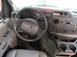 2020년까지 사용된 2009년형 재설계 이후의 대시보드