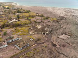 몬트세랫의 2007년 수프리에르 언덕 분화의 여파