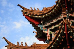 육각 정자의 처마