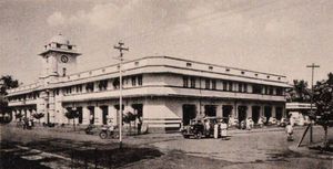 1958년 바스코 다 가마 시립 시장, 왼쪽의 시계탑과 함께