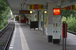 샤른베버슈트라세역