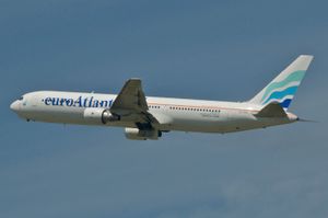 STP 항공을 위해 운항하는 유로애틀랜틱 항공의 보잉 767-300ER