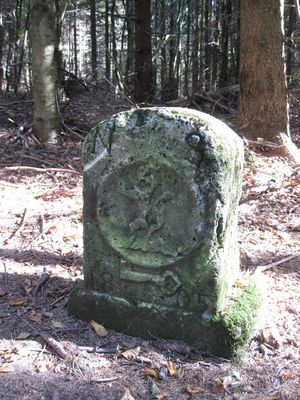 헤센-다름슈타트의 사자를 새긴 브릴론 시와 헤센-발데크의 경계석(1805년)