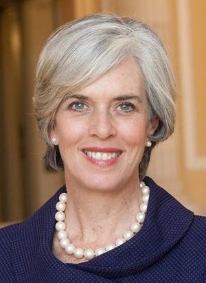 매사추세츠주 하원의원 캐서린 클라크(2015년 주간 허위 신고 방지법의 발의자)