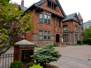 캐나다 토론토에 위치한 홍콩 경제무역대표부.