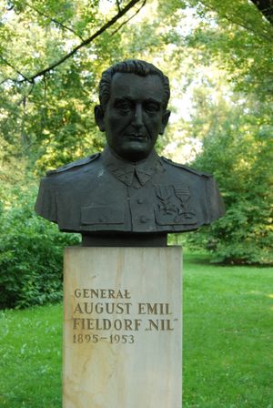 크라쿠프의 피엘도르프 동상