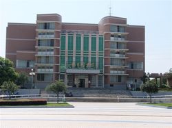 닝샹시 제1고등학교의 젠판 도서관.