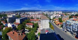 스타라 자고라는 스레드나고라에서 가장 큰 도시이다.