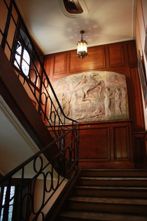 2층으로 이어지는 계단