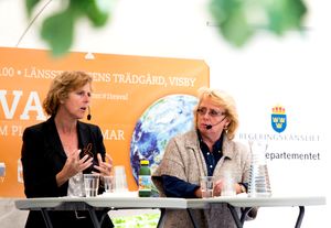 스웨덴의 레나 에크 환경부 장관과 (2013년 7월 1일)