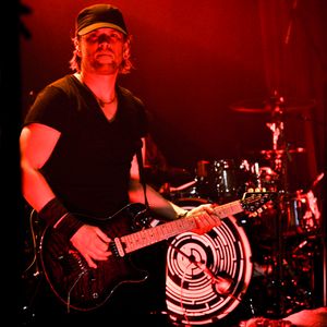 기타리스트 Peredur ap Gwynedd