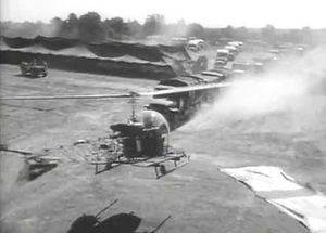 공중 장면은 버지니아주 캠프 피켓에서 촬영되었다.