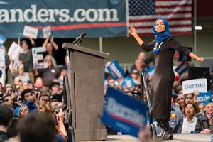 2020년 버니 샌더스의 대통령 선거 운동 유세에서 오마