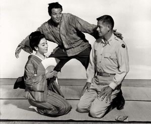 쿄 마치코, 말론 브란도, 글렌 포드, 영화 8월 달의 찻집에서